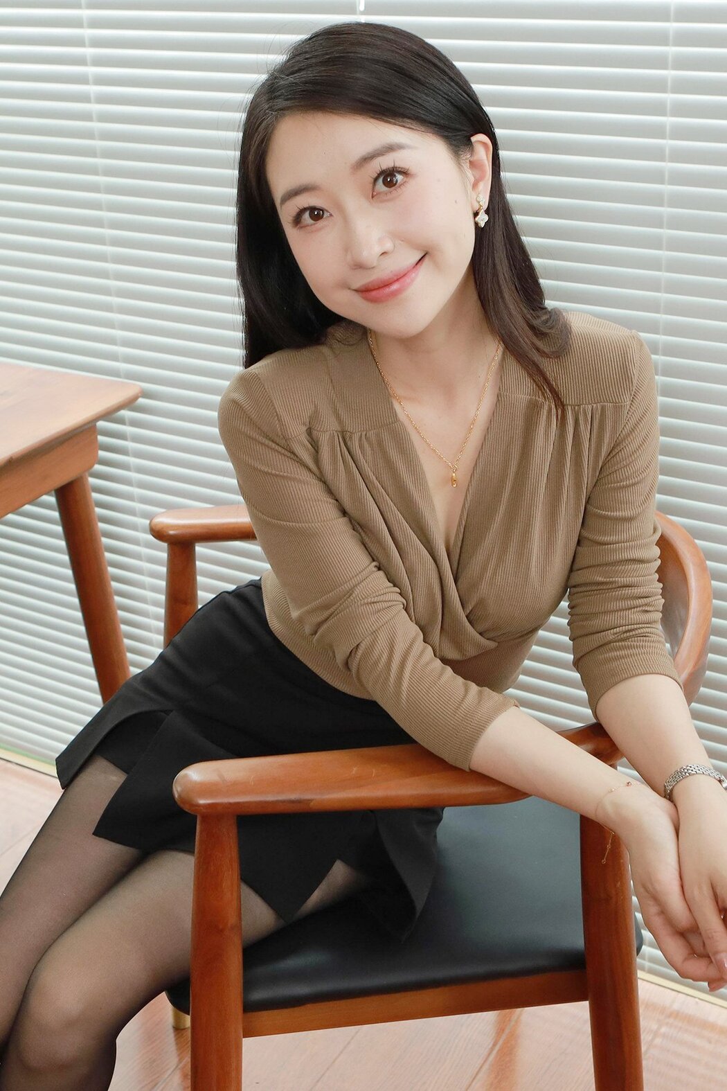 IESS异思趣向 SXJ No.2064 Xiao Jie Part01 (50P) Cover Photo