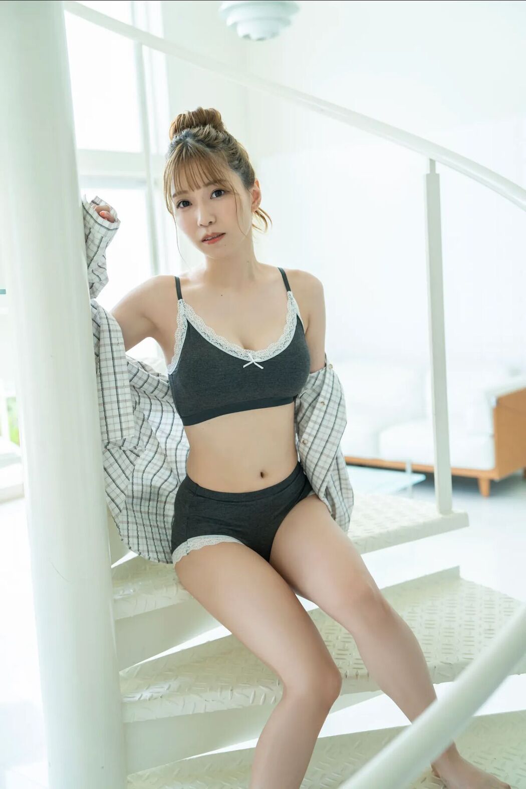 JP Asaka 亜咲花 &#8211; FRIDAY Monthly Girl 043 完全未発表100カット Part02 (55P)