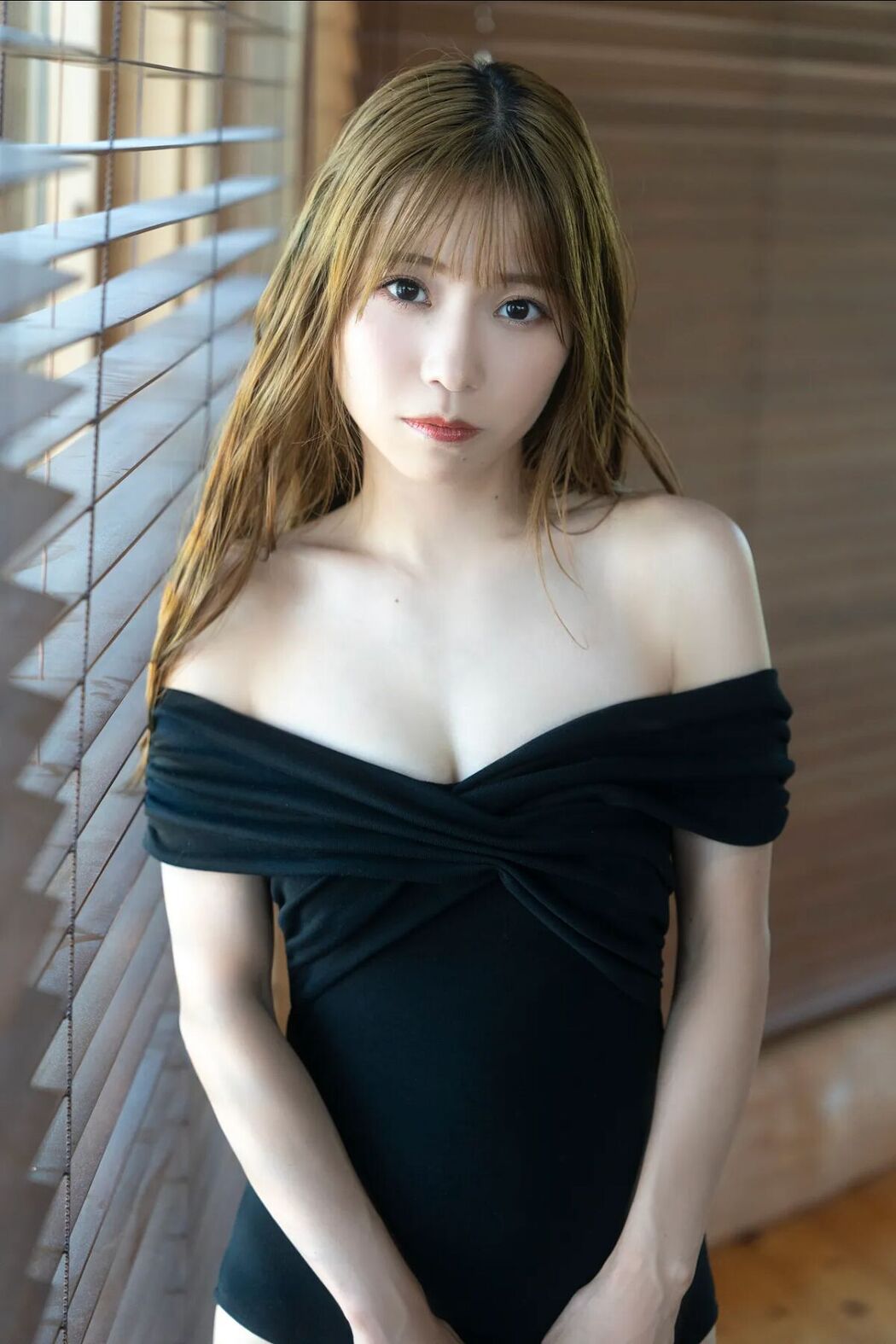 JP Asaka 亜咲花 &#8211; FRIDAY Monthly Girl 043 完全未発表100カット Part02 (55P)