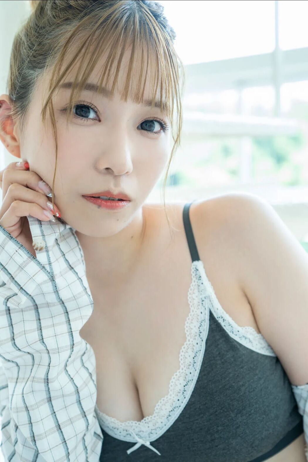 JP Asaka 亜咲花 &#8211; FRIDAY Monthly Girl 043 完全未発表100カット Part02 (55P)