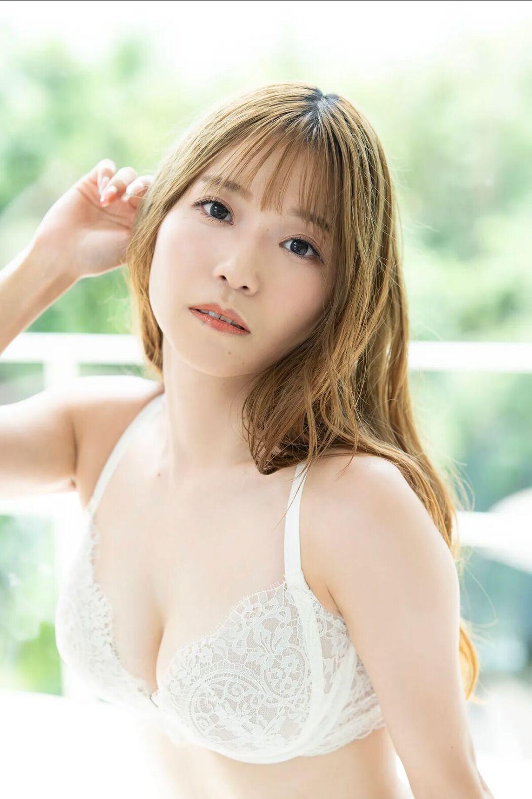 JP Asaka 亜咲花 &#8211; FRIDAY Monthly Girl 043 完全未発表100カット Part01 (55P &#8211; 1V)