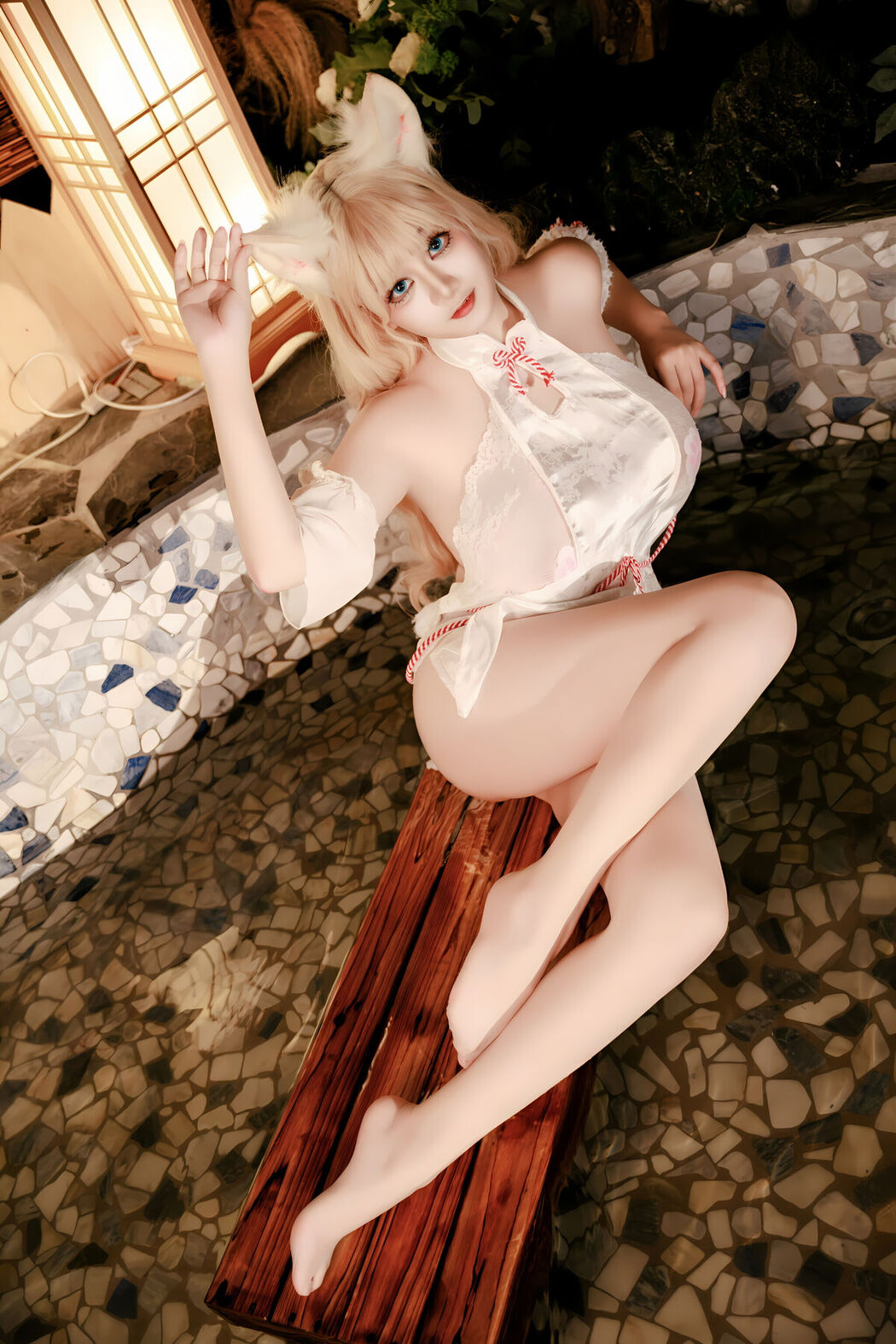 Coser@阿雪雪 &#8211; 温泉狐狸 (58P &#8211; 1V)