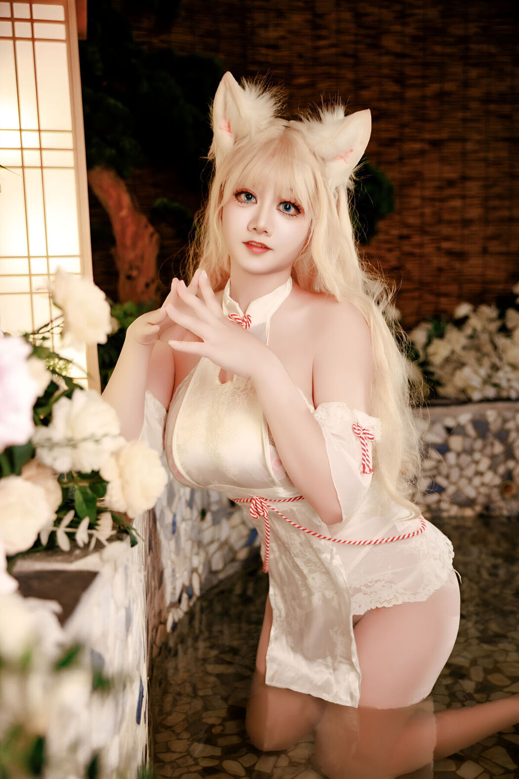 Coser@阿雪雪 &#8211; 温泉狐狸 (58P &#8211; 1V)