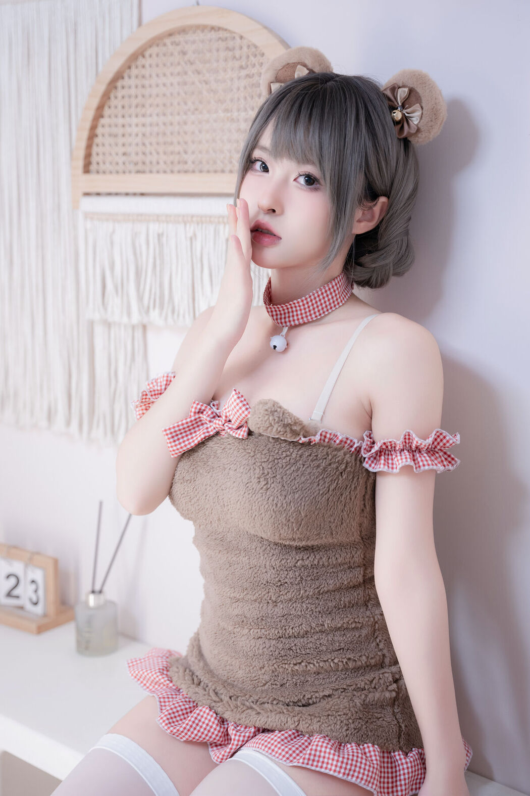 Coser@清水由乃 – 可爱熊 (50P)