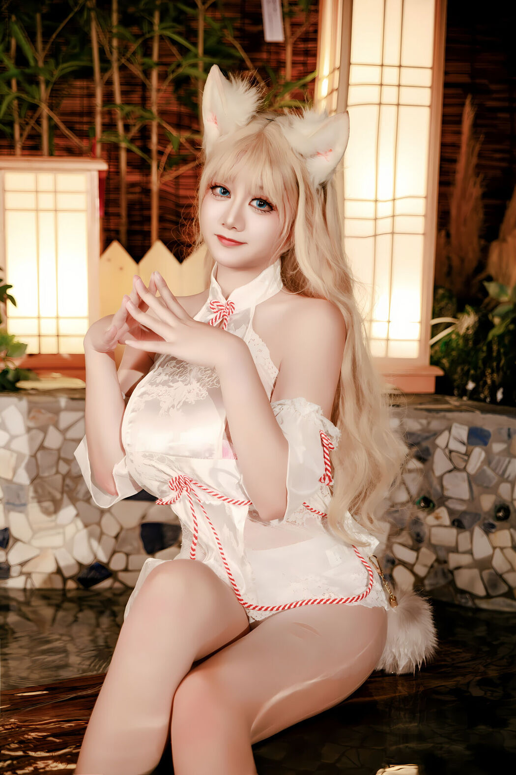 Coser@阿雪雪 &#8211; 温泉狐狸 (58P &#8211; 1V)