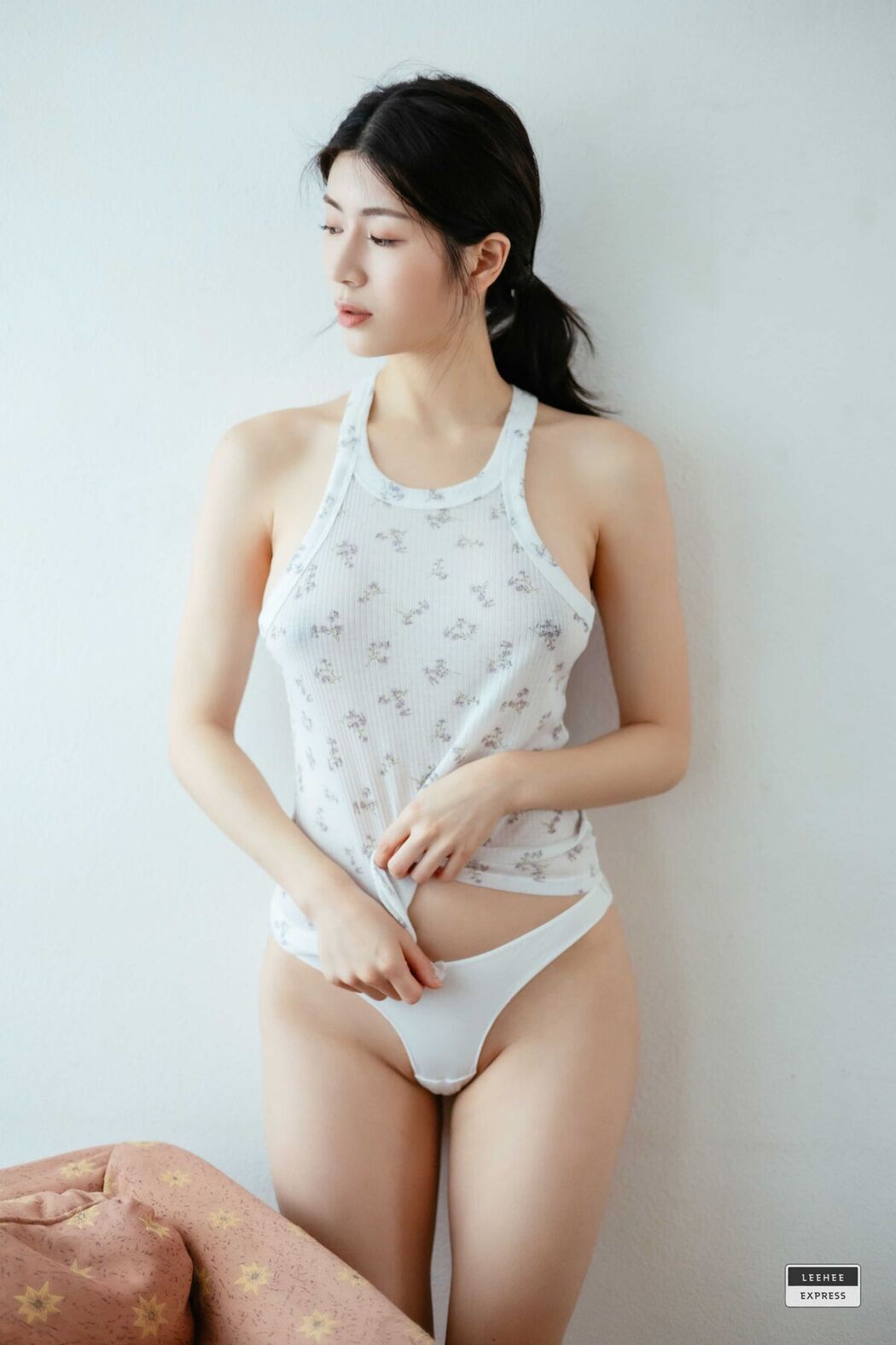 LE LERB-208A Min.E 민이 (52P)