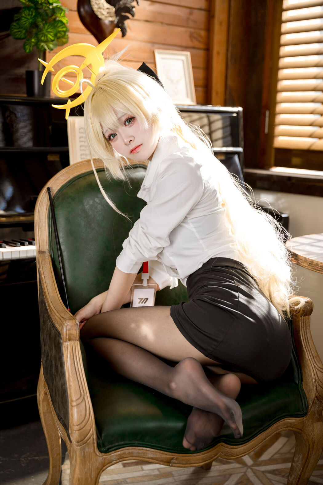 Coser@九柒喵 &#8211; 笑面教授ol制服 (53P)