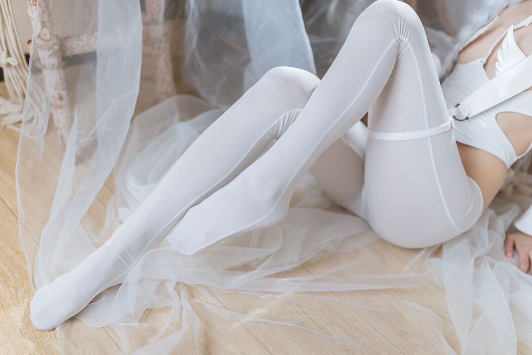 Coser@51酱 &#8211; 碧蓝航线 恶毒 (25P)