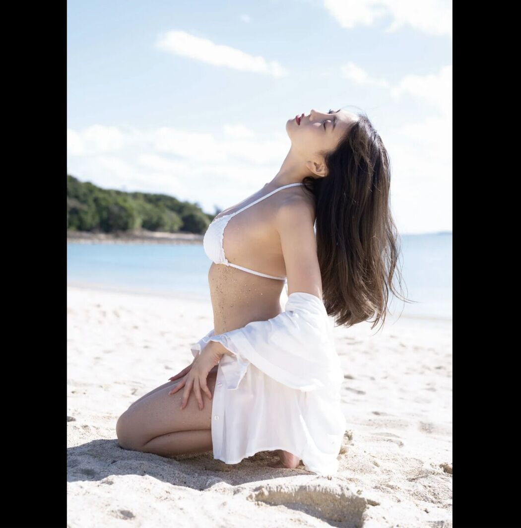 JP Morisaki Tomomi 森咲智美 – デジタル写真集 Nectar (90P)