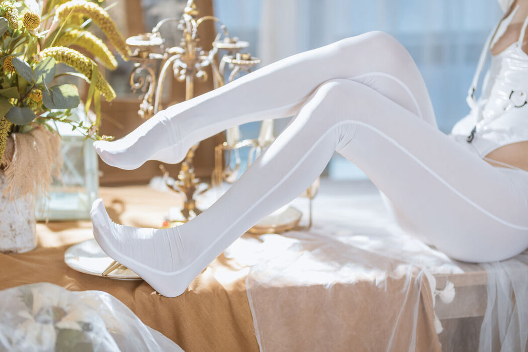 Coser@51酱 &#8211; 碧蓝航线 恶毒 (25P)