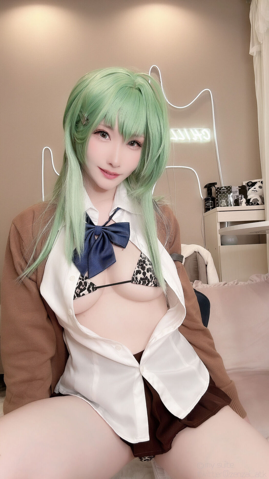 Coser@あつき Atsuki &#8211; Gal Suzuya Selfie ギャル鈴谷自撮り Part05 (60P)