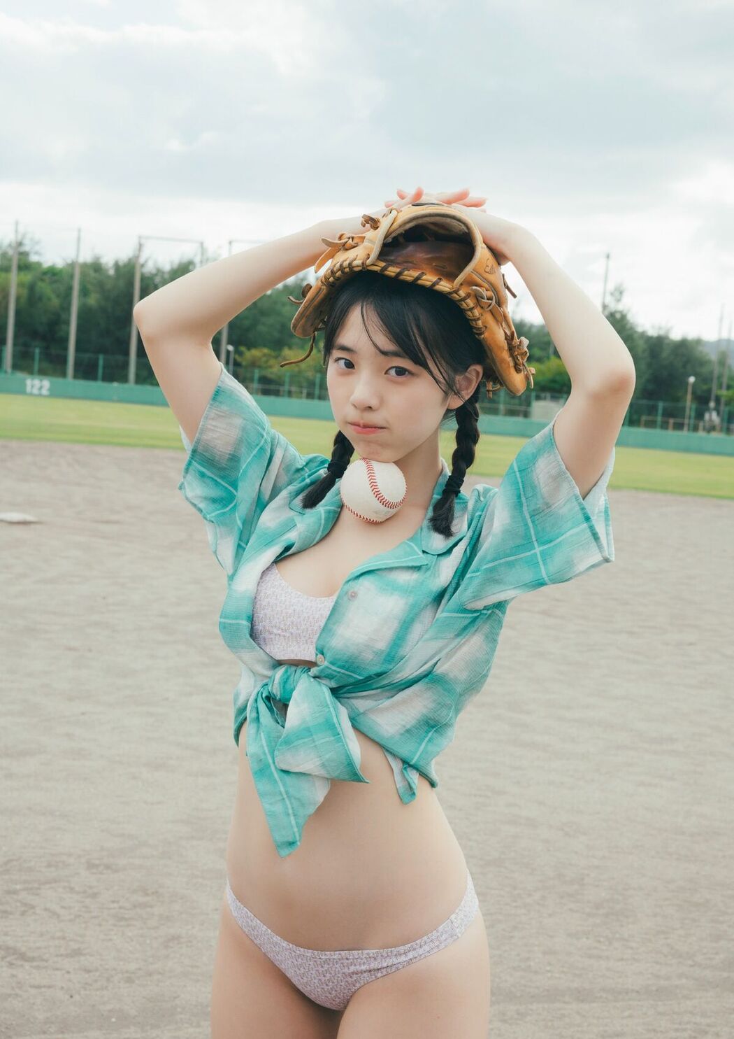 JP Kikuchi Hina 菊地姫奈 &#8211; デジタル限定写真集 続 moment 週プレ PHOTO BOOK Part02 (65P)