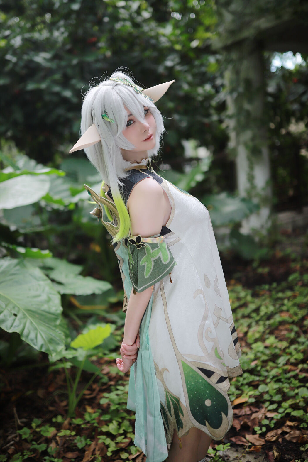 Coser@上杉绘梨落 &#8211; 纳西妲 (47P)