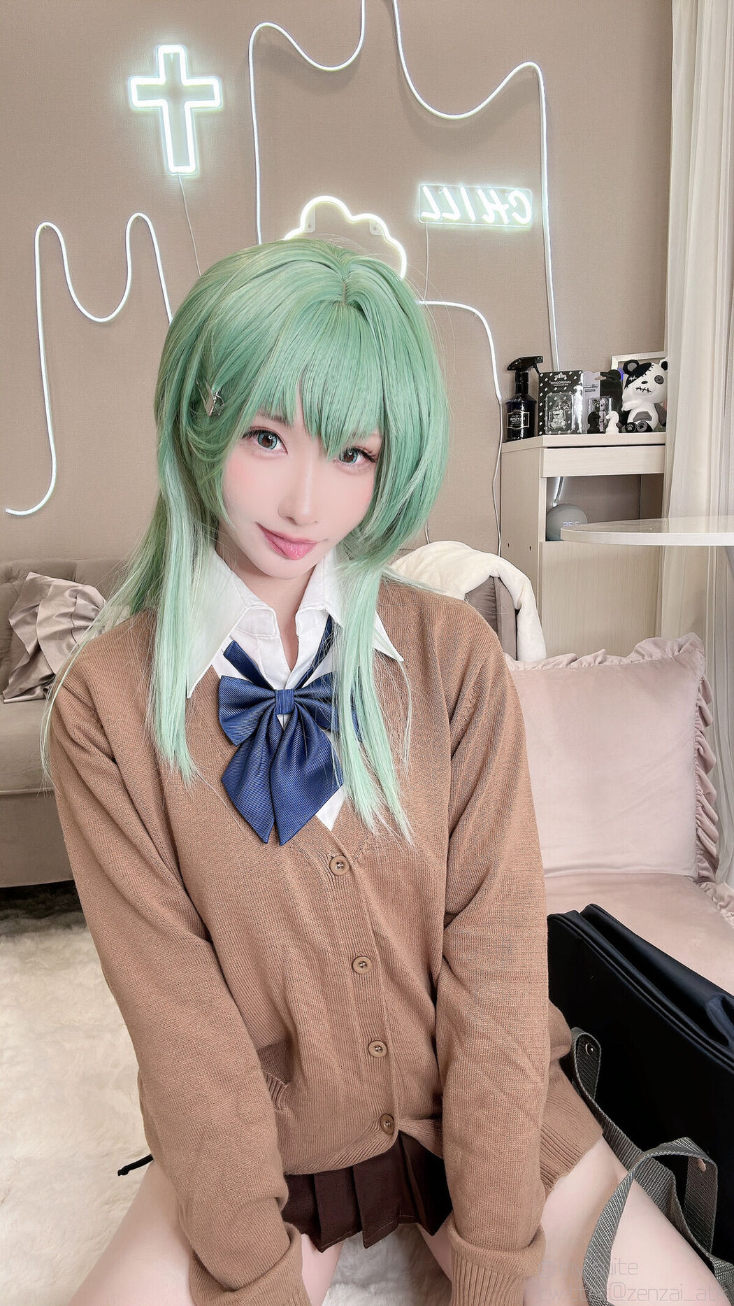 Coser@あつき Atsuki &#8211; Gal Suzuya Selfie ギャル鈴谷自撮り Part03 (61P)