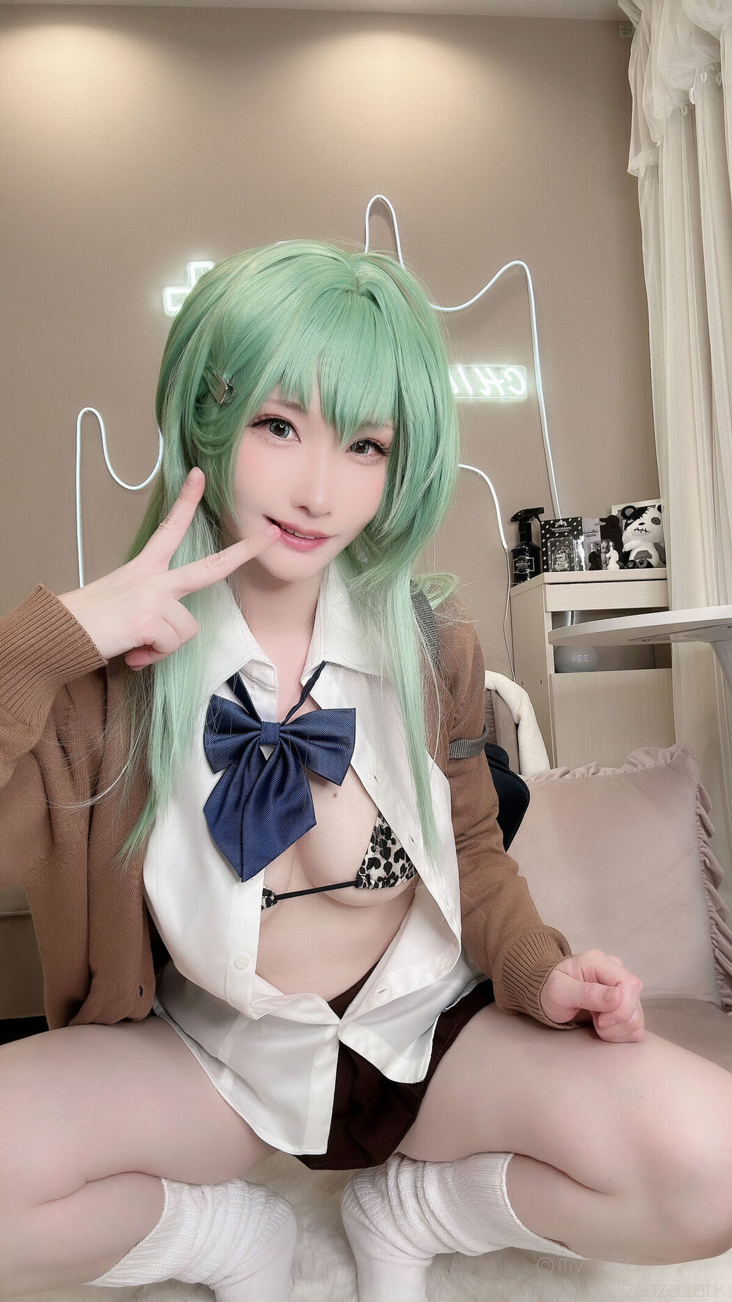 Coser@あつき Atsuki &#8211; Gal Suzuya Selfie ギャル鈴谷自撮り Part05 (60P)