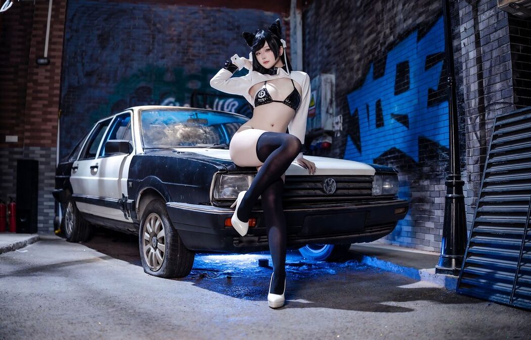 Coser@屿鱼 &#8211; 碧蓝航线 爱宕赛车服 Part01 (58P)