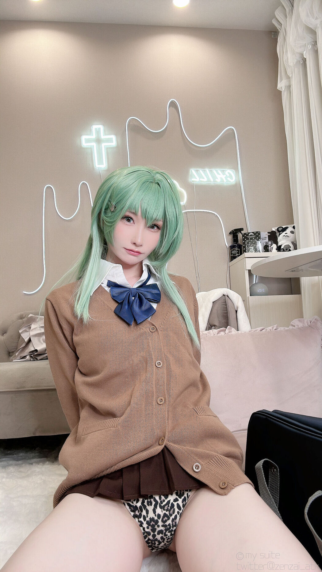 Coser@あつき Atsuki &#8211; Gal Suzuya Selfie ギャル鈴谷自撮り Part03 (61P)