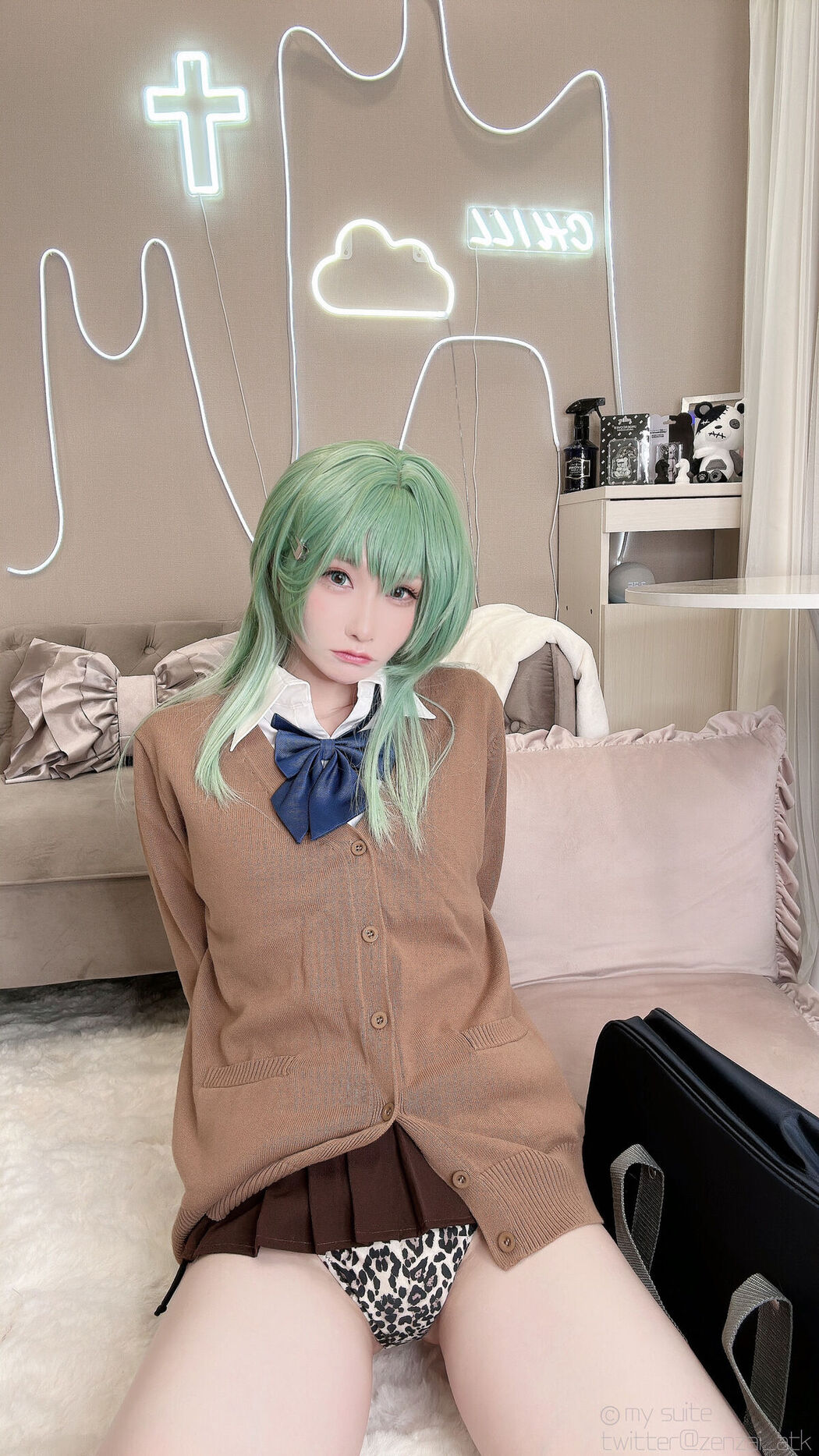 Coser@あつき Atsuki &#8211; Gal Suzuya Selfie ギャル鈴谷自撮り Part02 (61P)