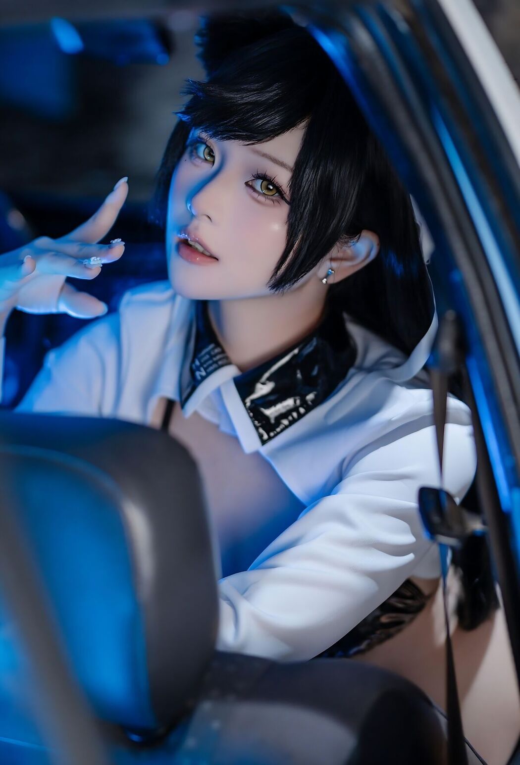 Coser@屿鱼 &#8211; 碧蓝航线 爱宕赛车服 Part01 (58P)