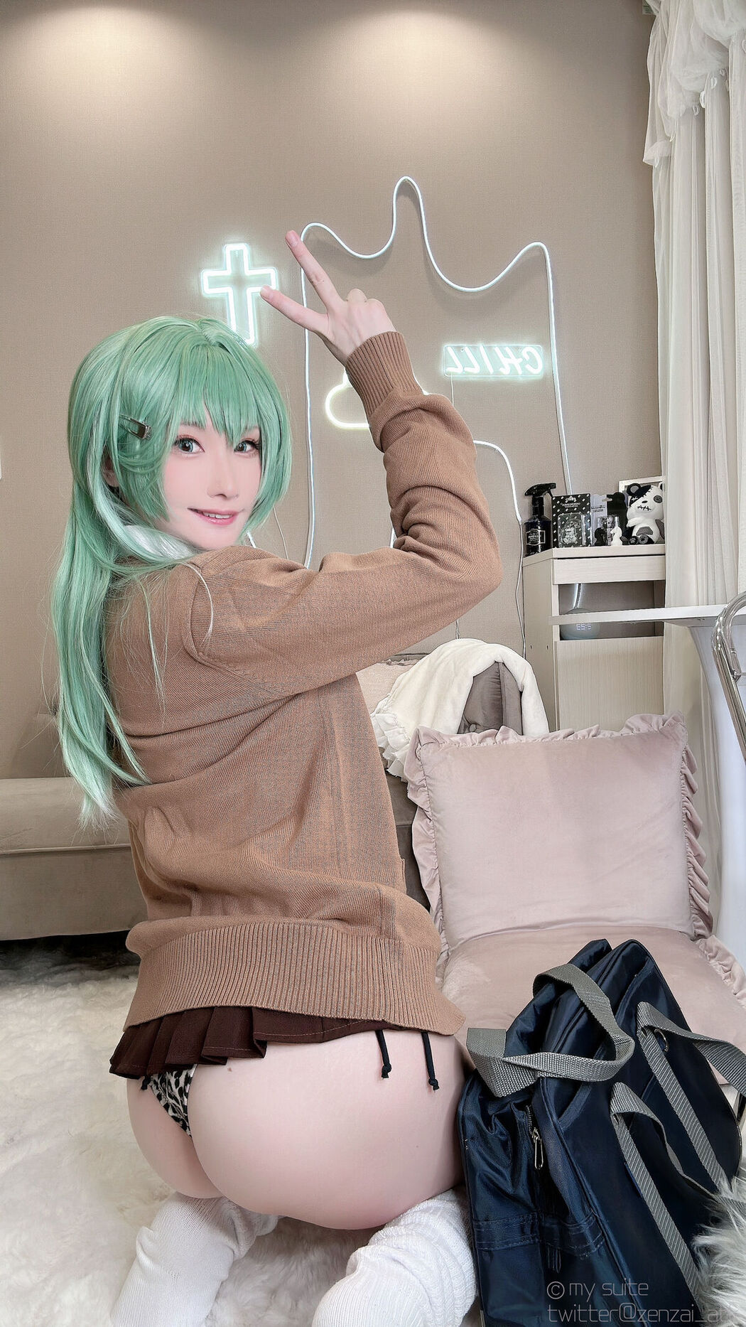 Coser@あつき Atsuki &#8211; Gal Suzuya Selfie ギャル鈴谷自撮り Part03 (61P)