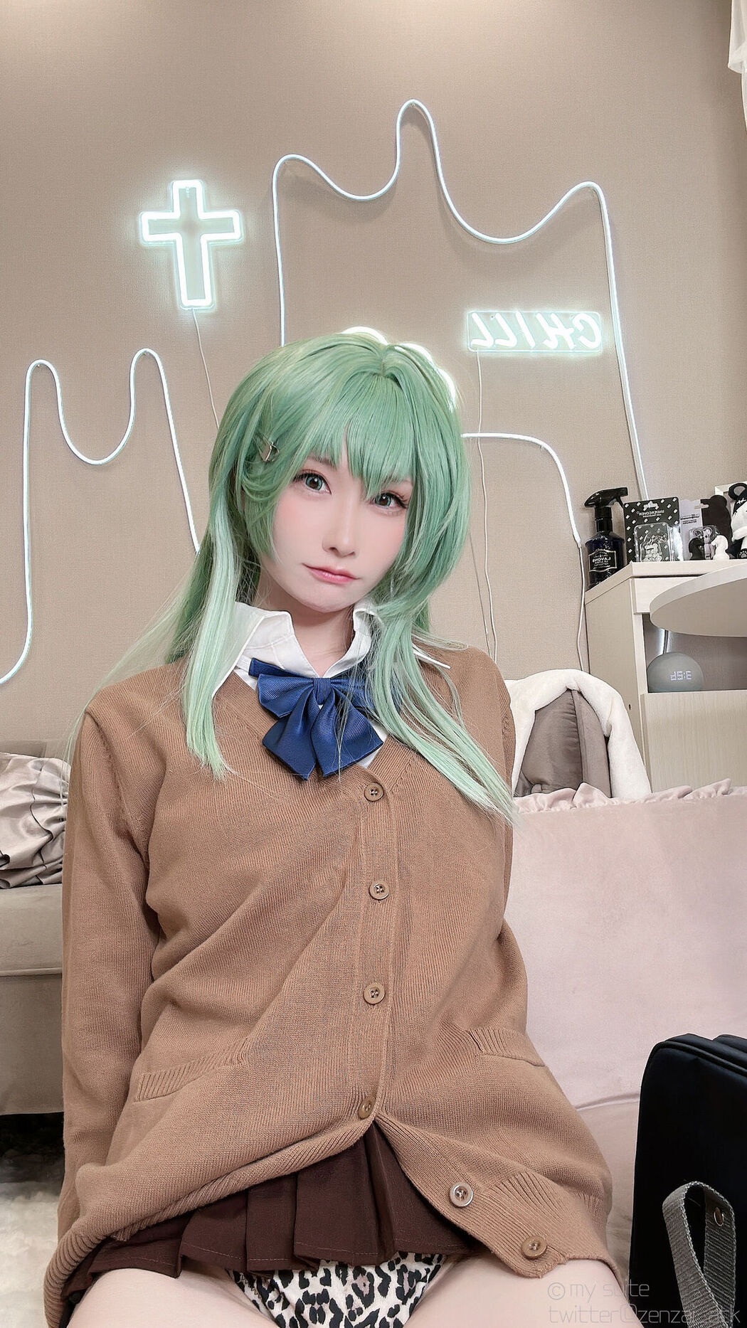 Coser@あつき Atsuki &#8211; Gal Suzuya Selfie ギャル鈴谷自撮り Part03 (61P)