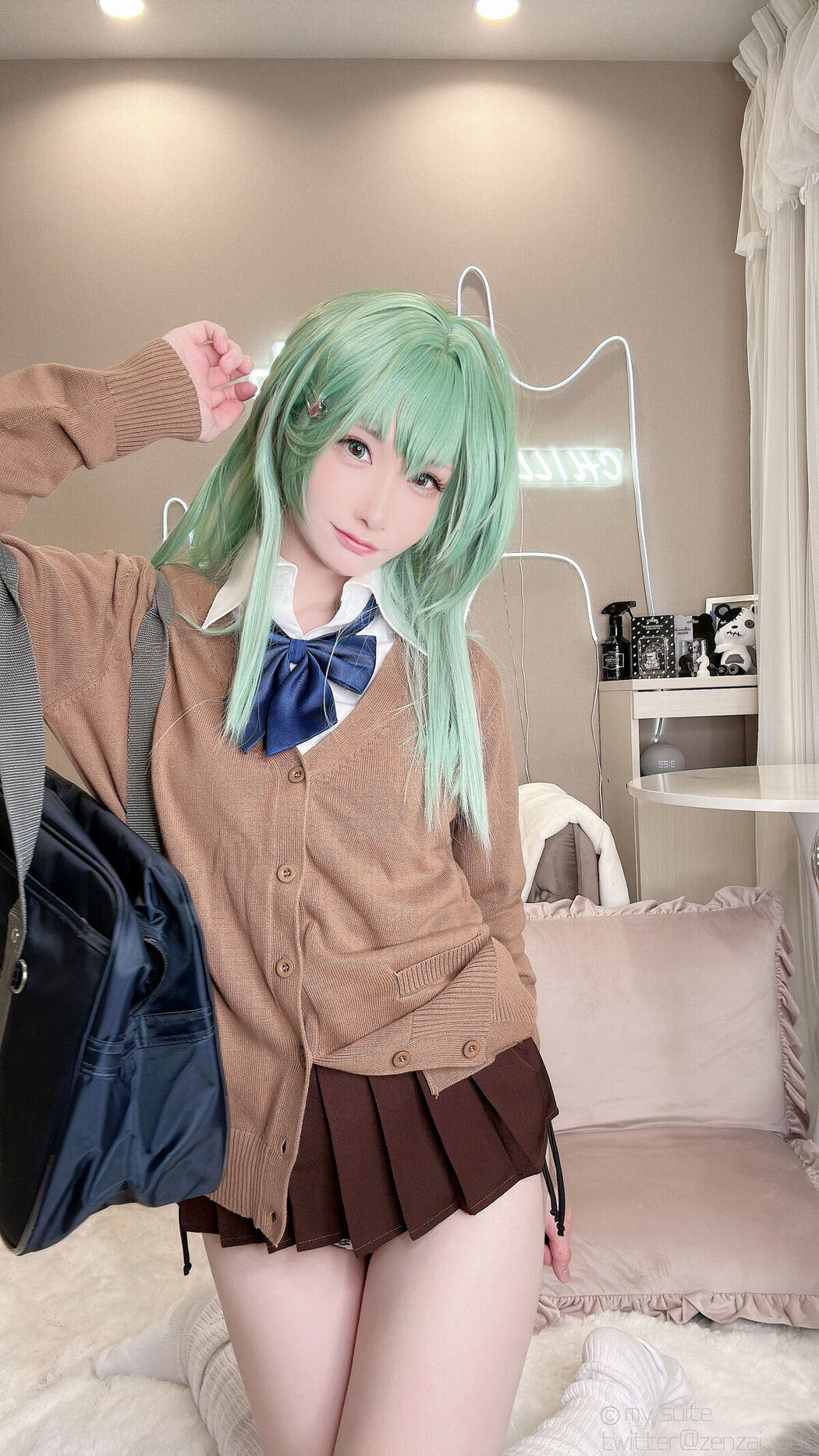 Coser@あつき Atsuki &#8211; Gal Suzuya Selfie ギャル鈴谷自撮り Part03 (61P)
