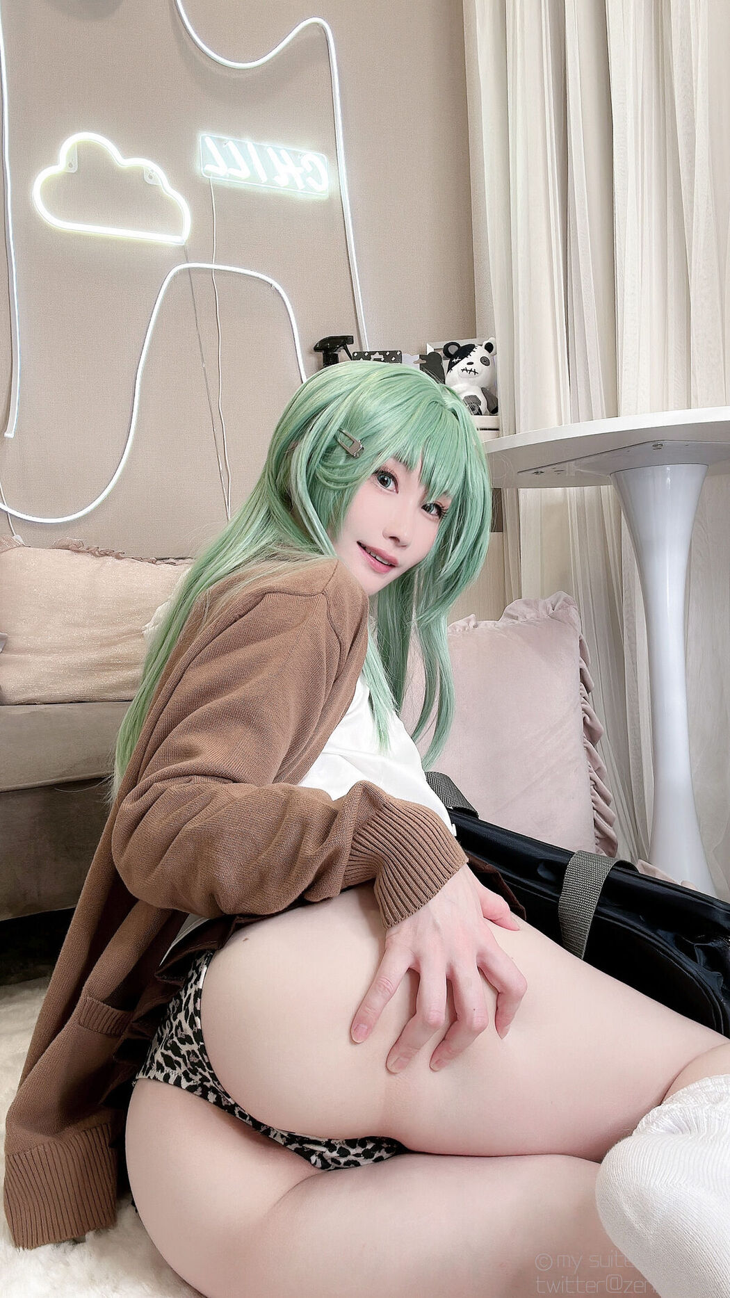 Coser@あつき Atsuki &#8211; Gal Suzuya Selfie ギャル鈴谷自撮り Part03 (61P)