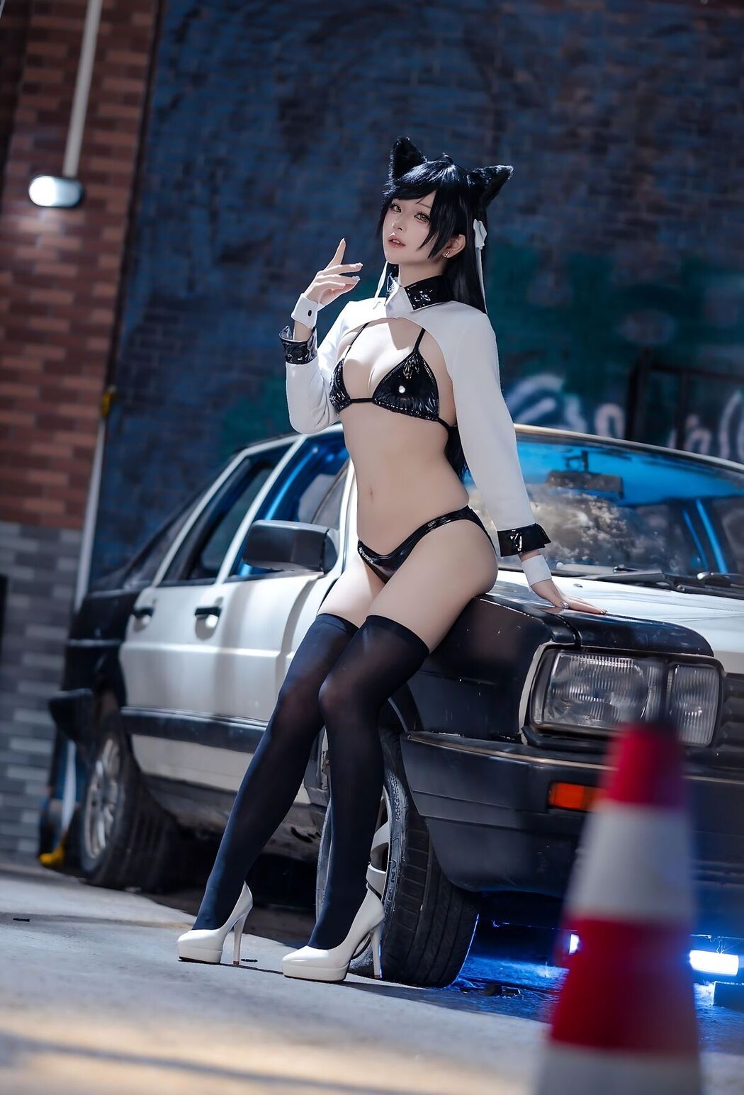 Coser@屿鱼 &#8211; 碧蓝航线 爱宕赛车服 Part01 (58P)