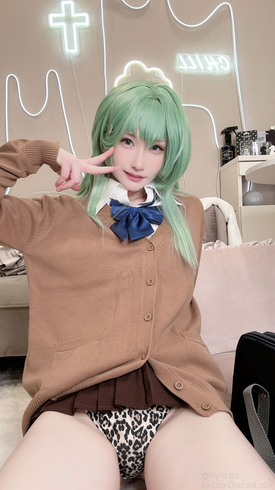 Coser@あつき Atsuki &#8211; Gal Suzuya Selfie ギャル鈴谷自撮り Part03 (61P)