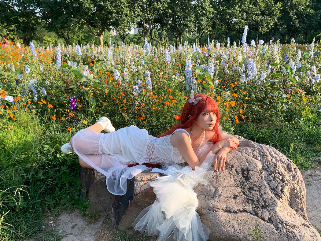 Coser@蠢沫沫 Chunmomo &#8211; 花丛婚纱 (67P)