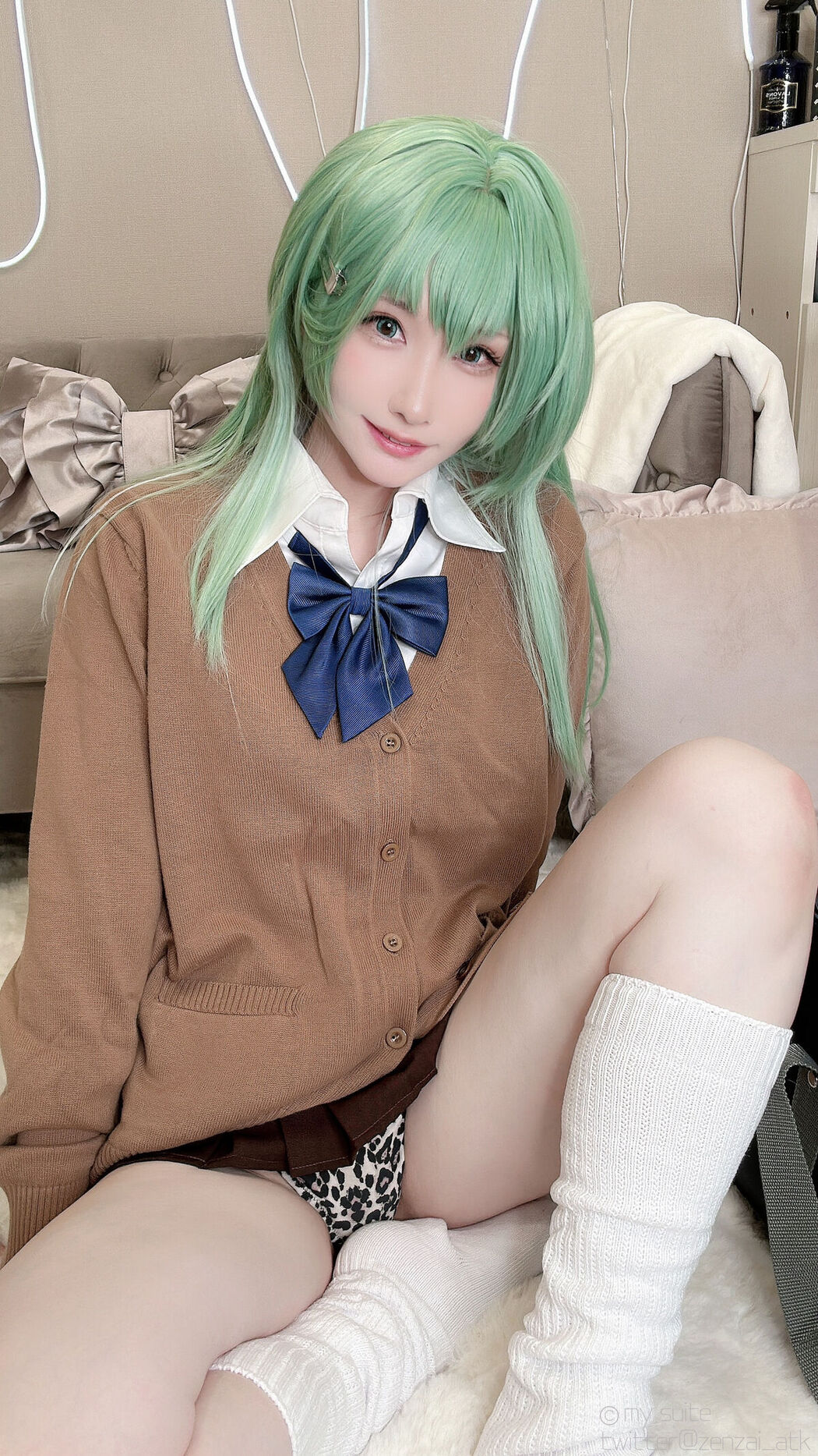 Coser@あつき Atsuki &#8211; Gal Suzuya Selfie ギャル鈴谷自撮り Part03 (61P)