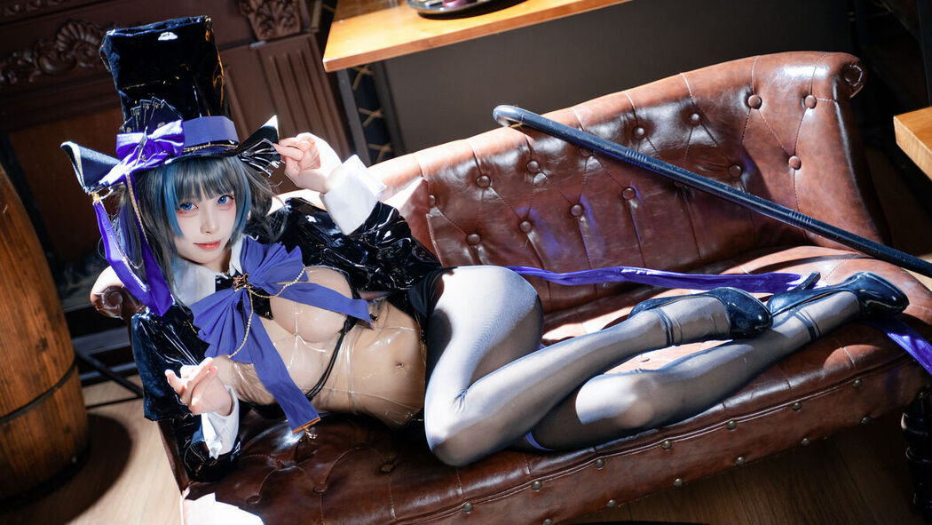 Coser@三無人型 – 碧蓝航线 柴郡绚烂夜梦 (40P)