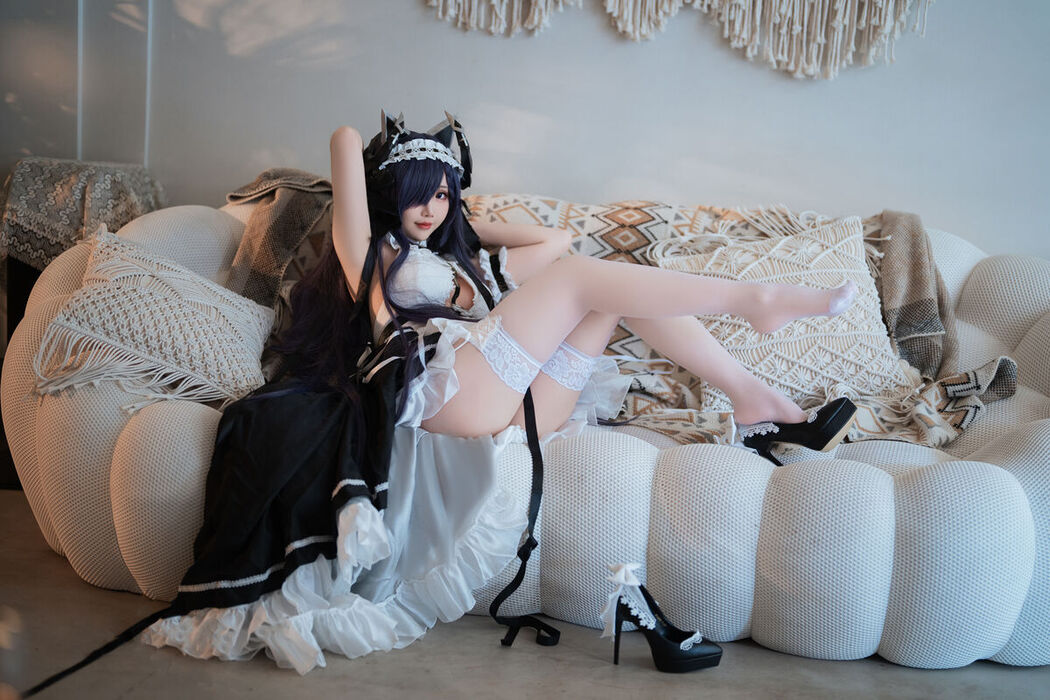 Coser@面饼仙儿 – 碧蓝航线 奥古斯特 女仆 (43P)