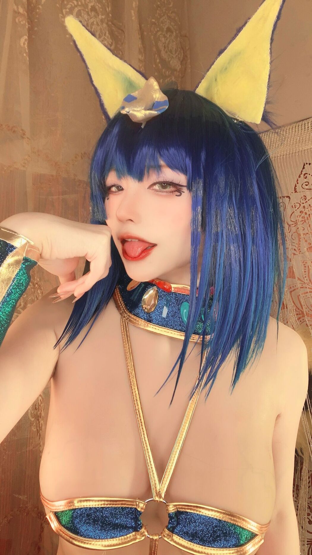 Coser@起司块wii &#8211; 埃及猫 (57P &#8211; 4V)