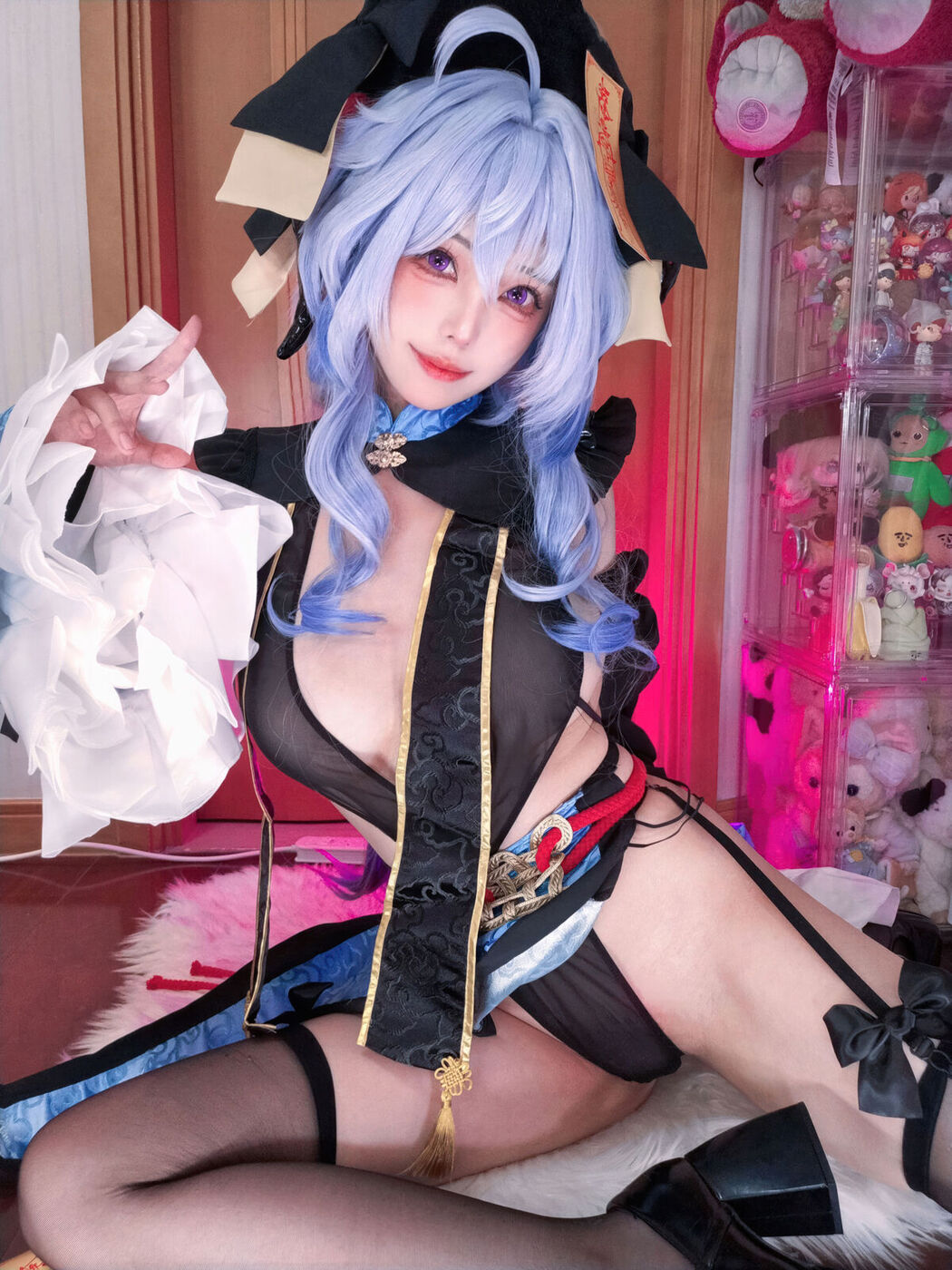 Coser@蜜汁猫裘 – 原神 甘雨 国风小僵尸 (47P – 2V)