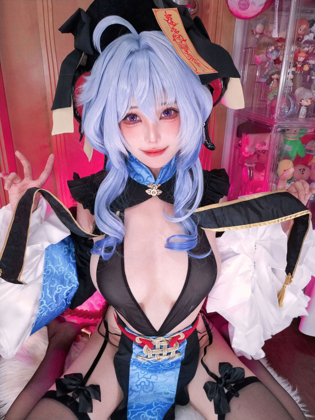 Coser@蜜汁猫裘 – 原神 甘雨 国风小僵尸 (47P – 2V)