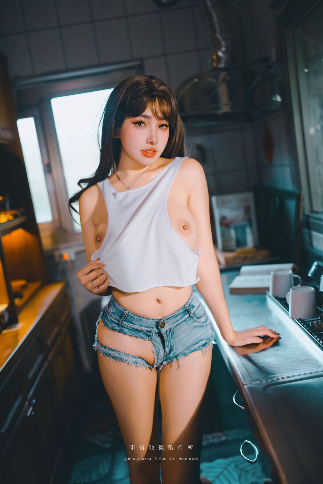 Coser@慕慕Momo &#8211; 新婚後不斷誘惑我的妻子 (58P)