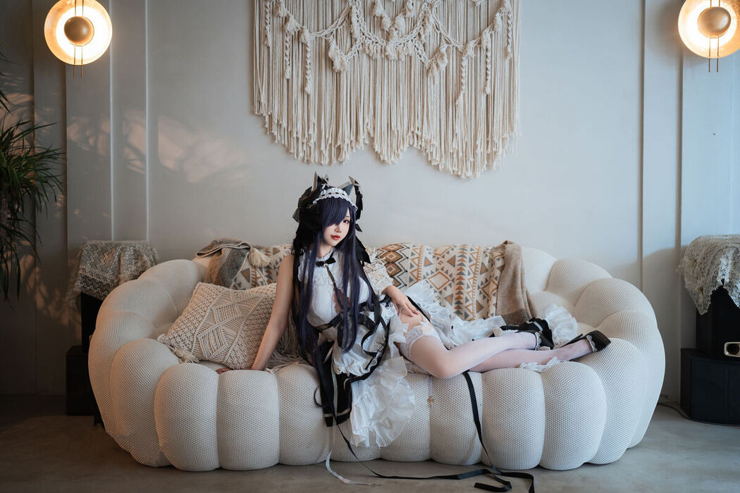 Coser@面饼仙儿 – 碧蓝航线 奥古斯特 女仆 (43P)