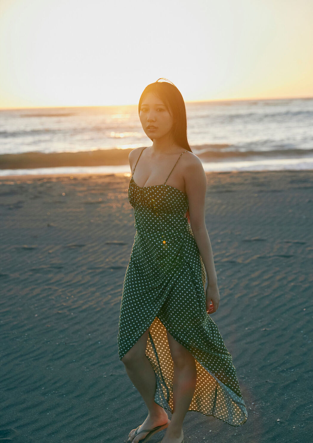 JP Yokono Sumire 横野すみれ &#8211; デジタル限定 写真集 続-No One Part01 (73P)