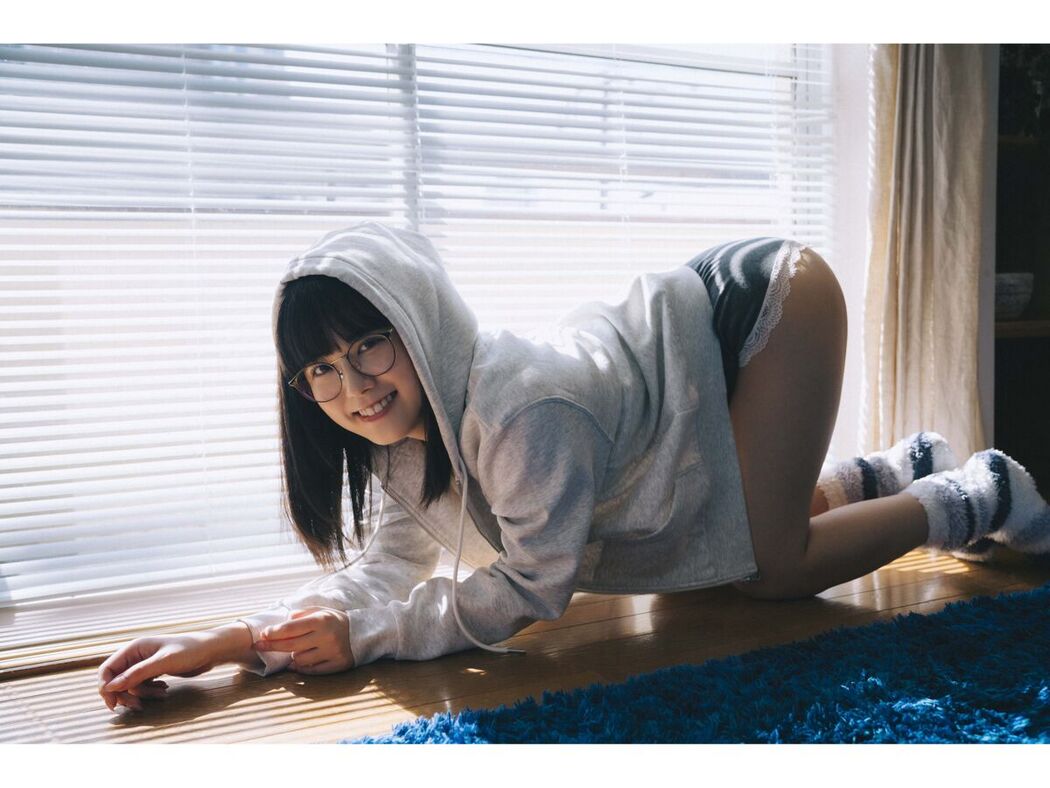 JP Shinonome Umi 東雲うみ &#8211; 彼女が部屋でしたいこと ENTAMEデジタル写真集 (49P)