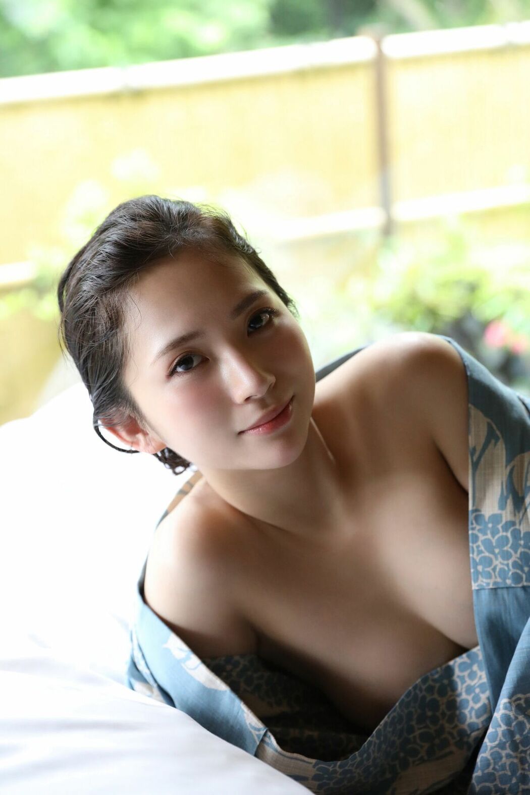 JP Miho Machiyama 街山みほ &#8211; FRIDAYデジタル写真集 現役慶應大学生美女 秘宿 潮騒120カット完全版 Part01 (63P)