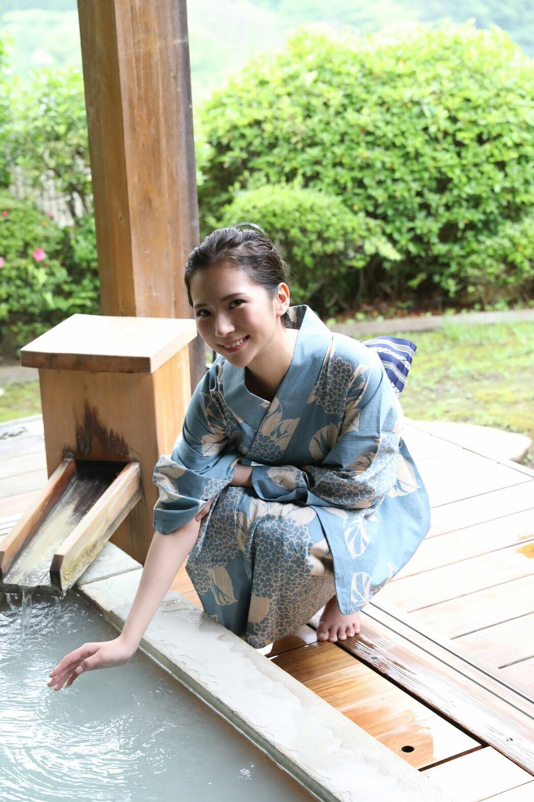 JP Miho Machiyama 街山みほ &#8211; FRIDAYデジタル写真集 現役慶應大学生美女 秘宿 潮騒120カット完全版 Part01 (63P)