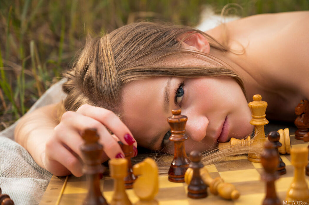 MetArt Valeria Mint &#8211; Beacon Of Light Part02 (49P)