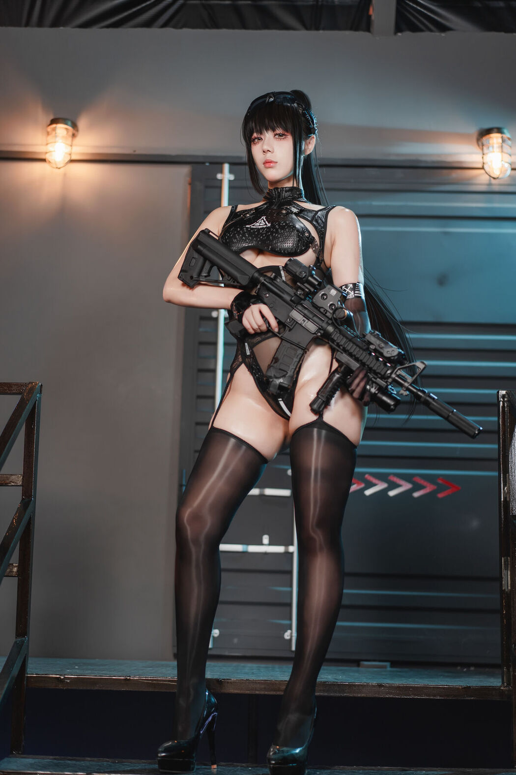 Coser@九言 – 战术人形 (68P – 3V)