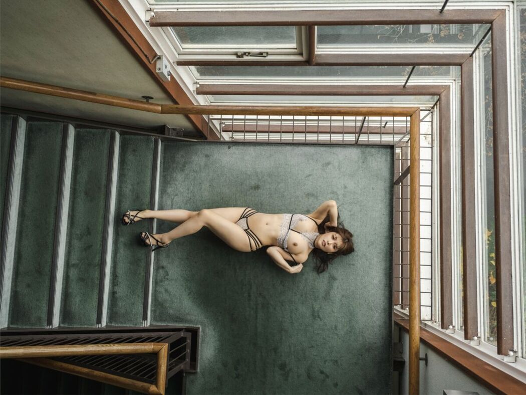 JP Niimura Akari 新村あかり &#8211; ヌード写真集 旅情の奥へ PRESTIGE PHOTOGENICS Part01 (66P)