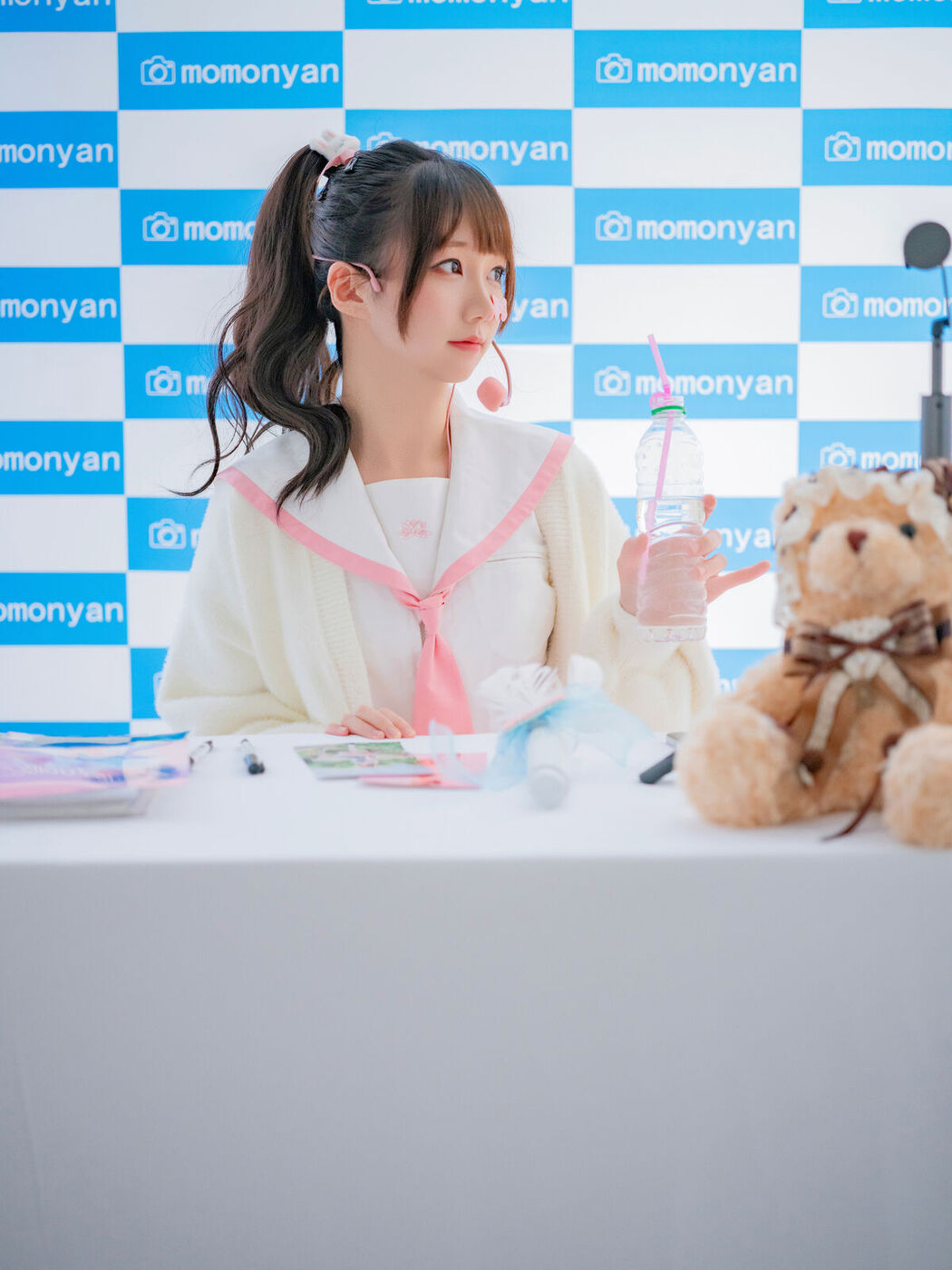 Coser@NAGISA魔物喵 &#8211; ビキニアイドルのサイン会 Part01 (61P)