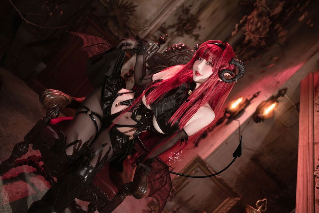 Coser@切切Celia &#8211; 兴登堡 (39P)