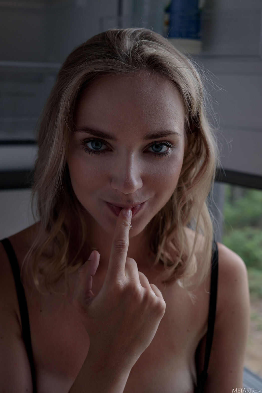 MetArt Oxana Chic &#8211; Dessert Delight Part01 (61P)