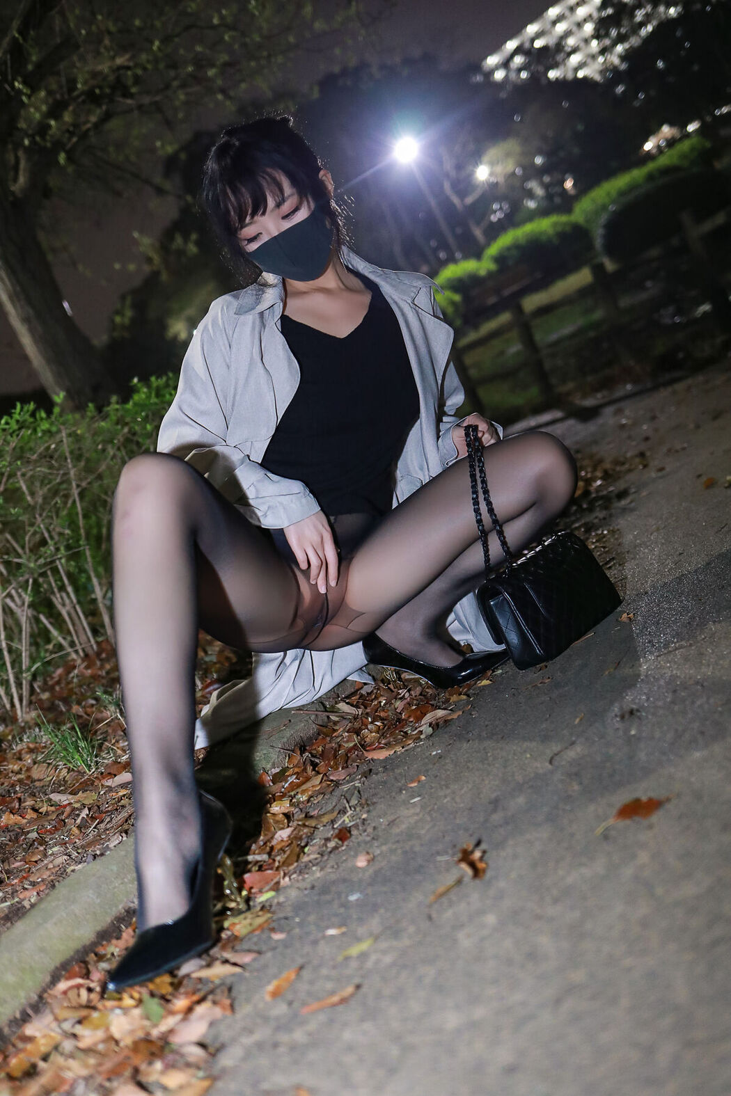 Li Jia 李佳 – 户外 (60P)