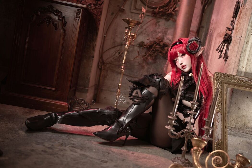 Coser@切切Celia &#8211; 兴登堡 (39P)